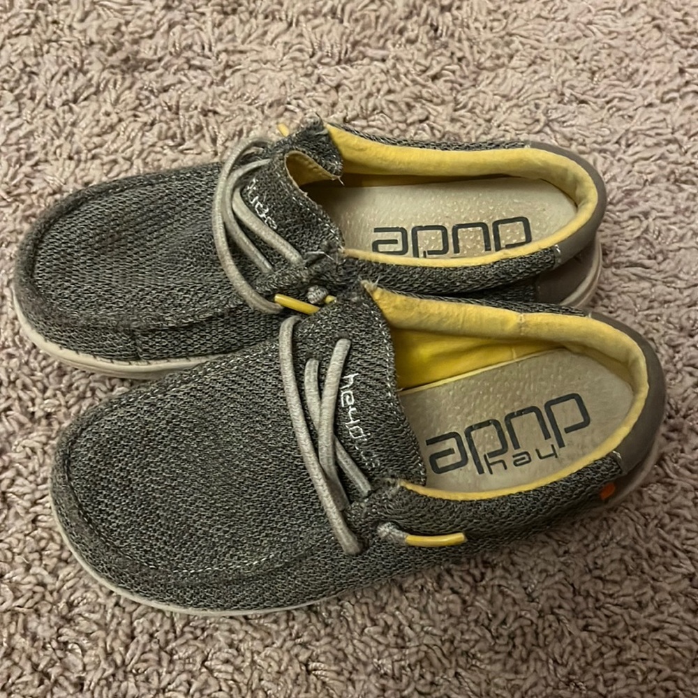 Great condition kids size 13 hey dudes